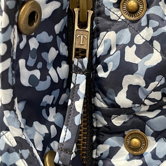 Talbots Blue Quilted Puffer Vest | Animal Print | Lightweight Fall Layer | Small - Picture 7 of 11